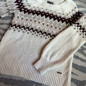 Moving sale! Sweater, size M